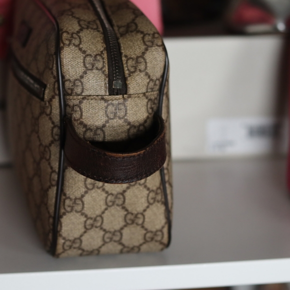 Authentic GUCCI Clutch Bag GG PVC Leather - Picture 3 of 13